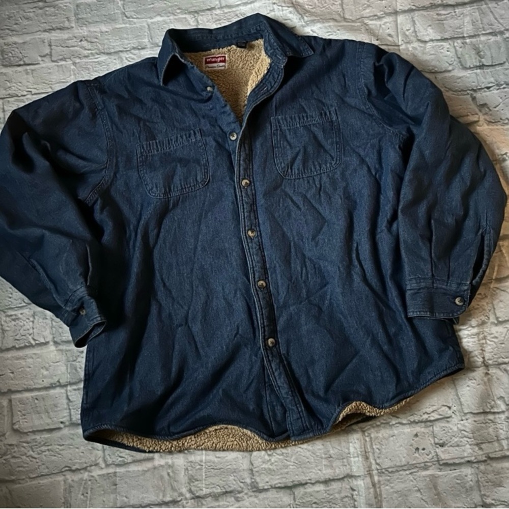 Wrangler Faux Sherpa Lined Denim Mens Shirt Medium